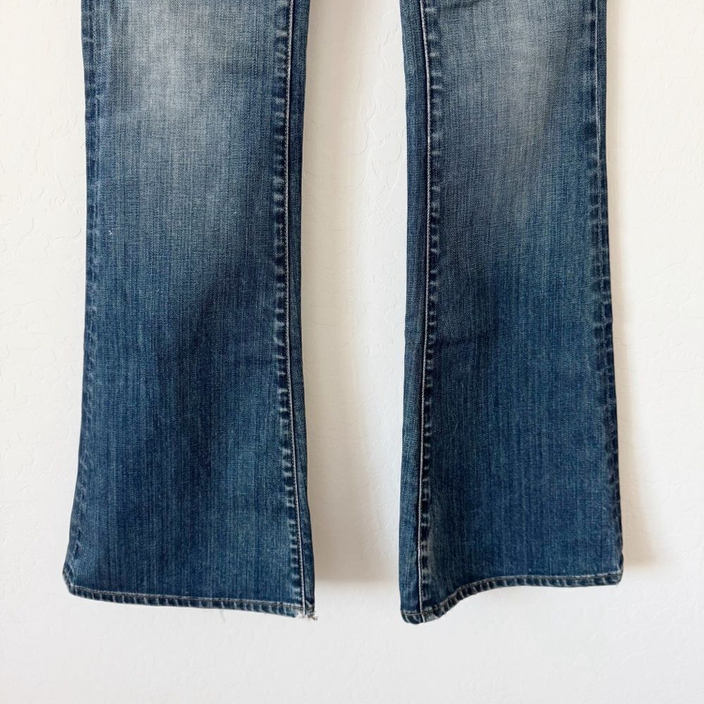 Vince Flare Low Rise Jeans in Mykonos Wash Distressed Size 28 - Picture 9 of 14